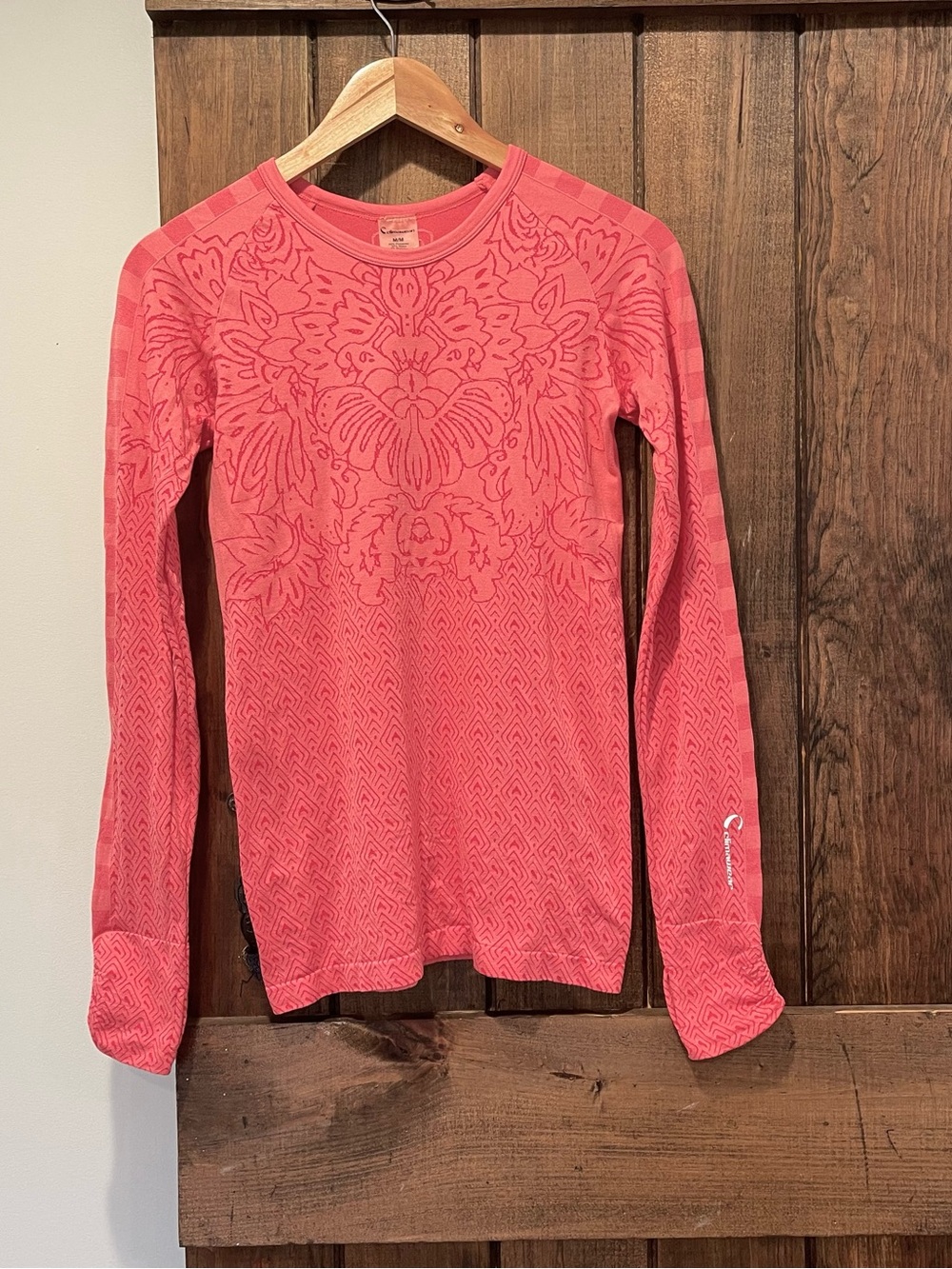 Climawear Seamless Jacquard Performance Long Sleeve Top Coral Medium